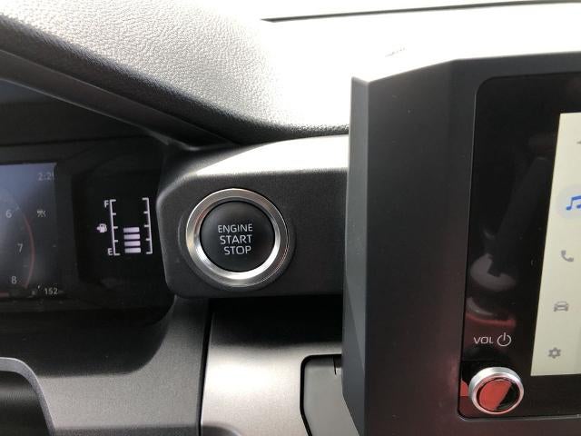 2025 Toyota 4Runner SR5 4WD (GS)