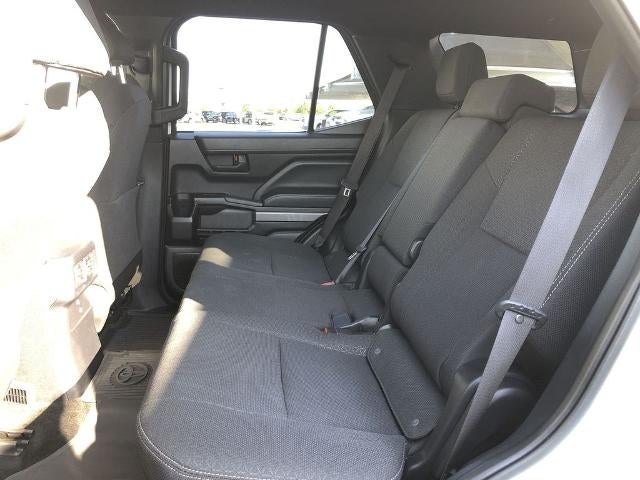 2025 Toyota 4Runner SR5 4WD (GS)