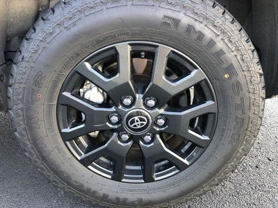 2025 Toyota 4Runner SR5 4WD (GS)
