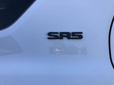2025 Toyota 4Runner SR5 4WD (GS)