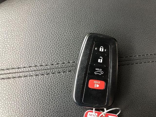 2019 Toyota RAV4 Hybrid Limited AWD (Natl)