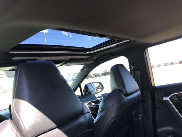 2024 Toyota RAV4 Hybrid XSE AWD (Natl)