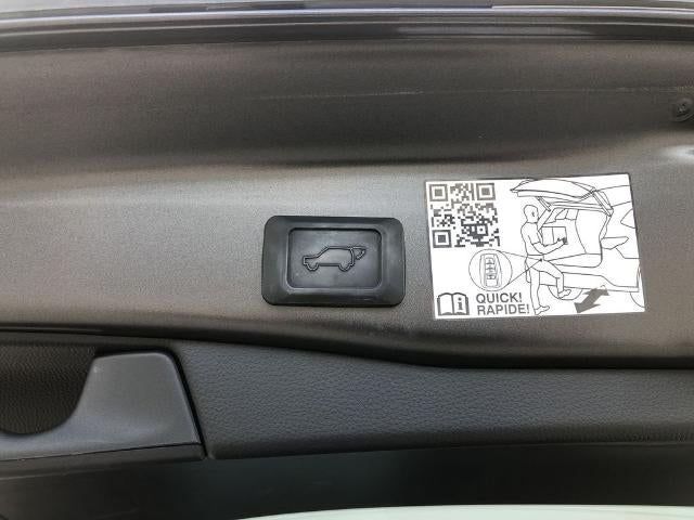 2024 Toyota RAV4 Hybrid XSE AWD (Natl)