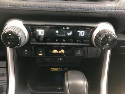 2024 Toyota RAV4 Hybrid XSE AWD (Natl)