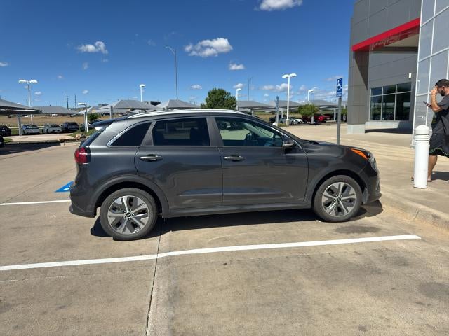 2022 Kia Niro EV EX FWD
