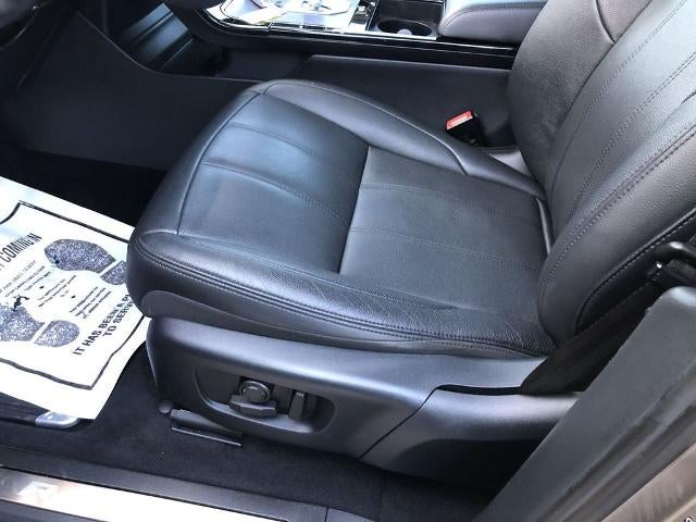 2023 Land Rover Range Rover Evoque R-Dynamic SE AWD